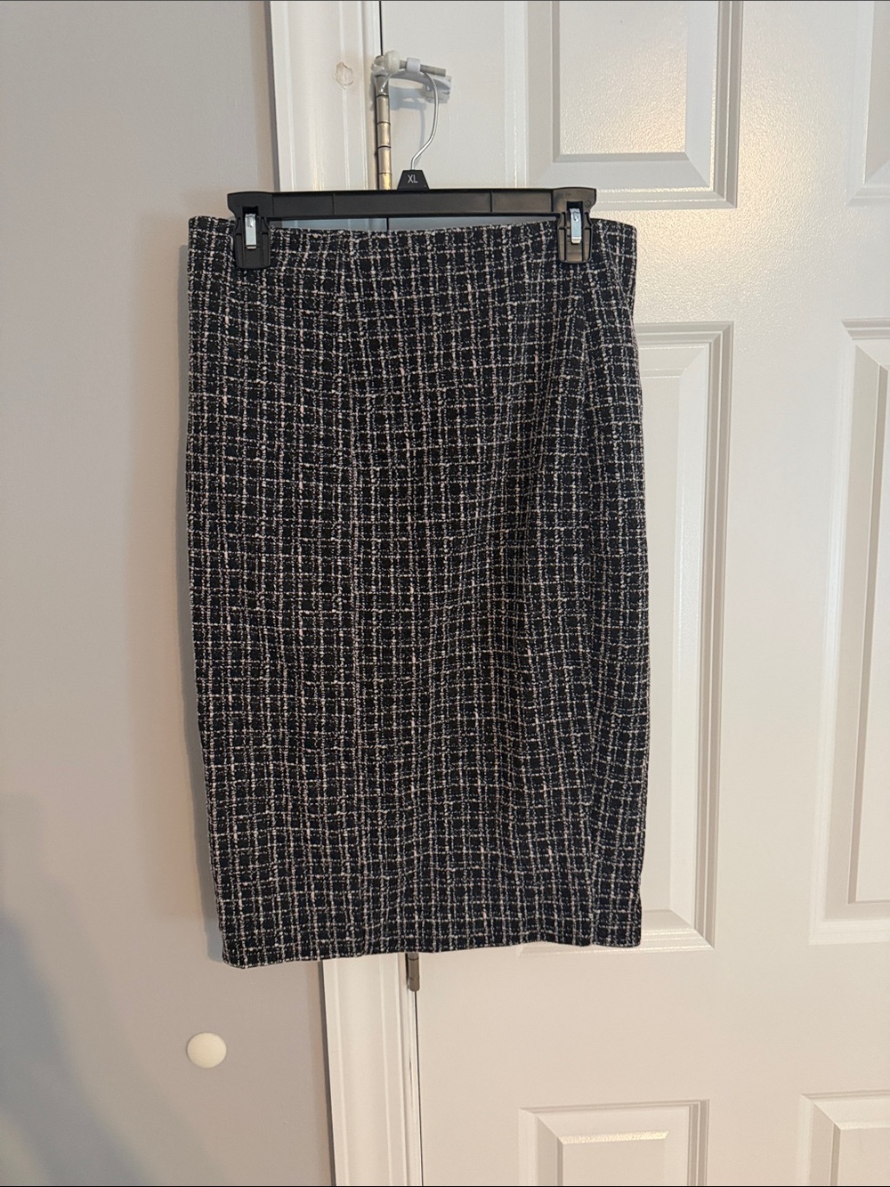 Express Black, White, & Pink Tweed Style Pencil Skirt
